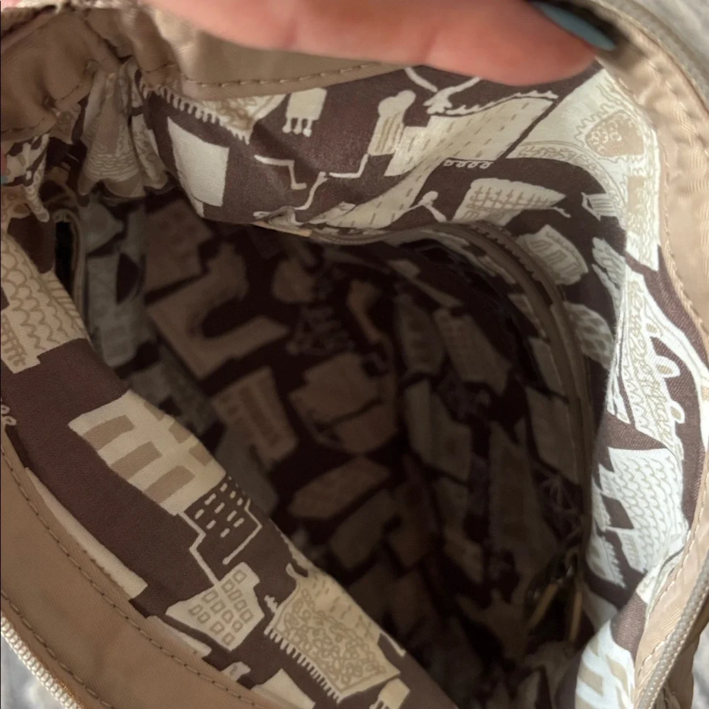 Vera Bradley Quilted Beige Shoulder Bag - Picture 5 of 5